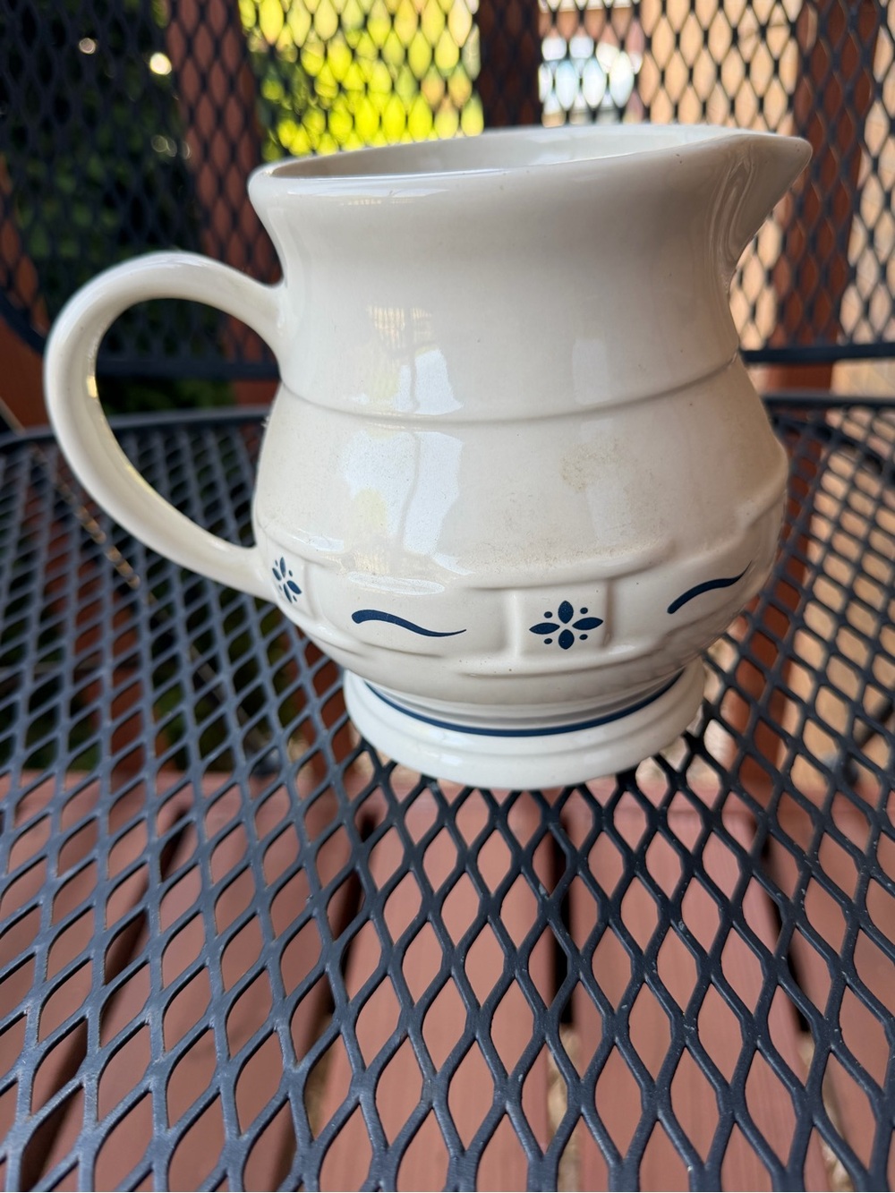 LONGABERGER POTTERY WOVEN TRADITIONS CLASSIC BLUE 5.75” Pitcher Creamer